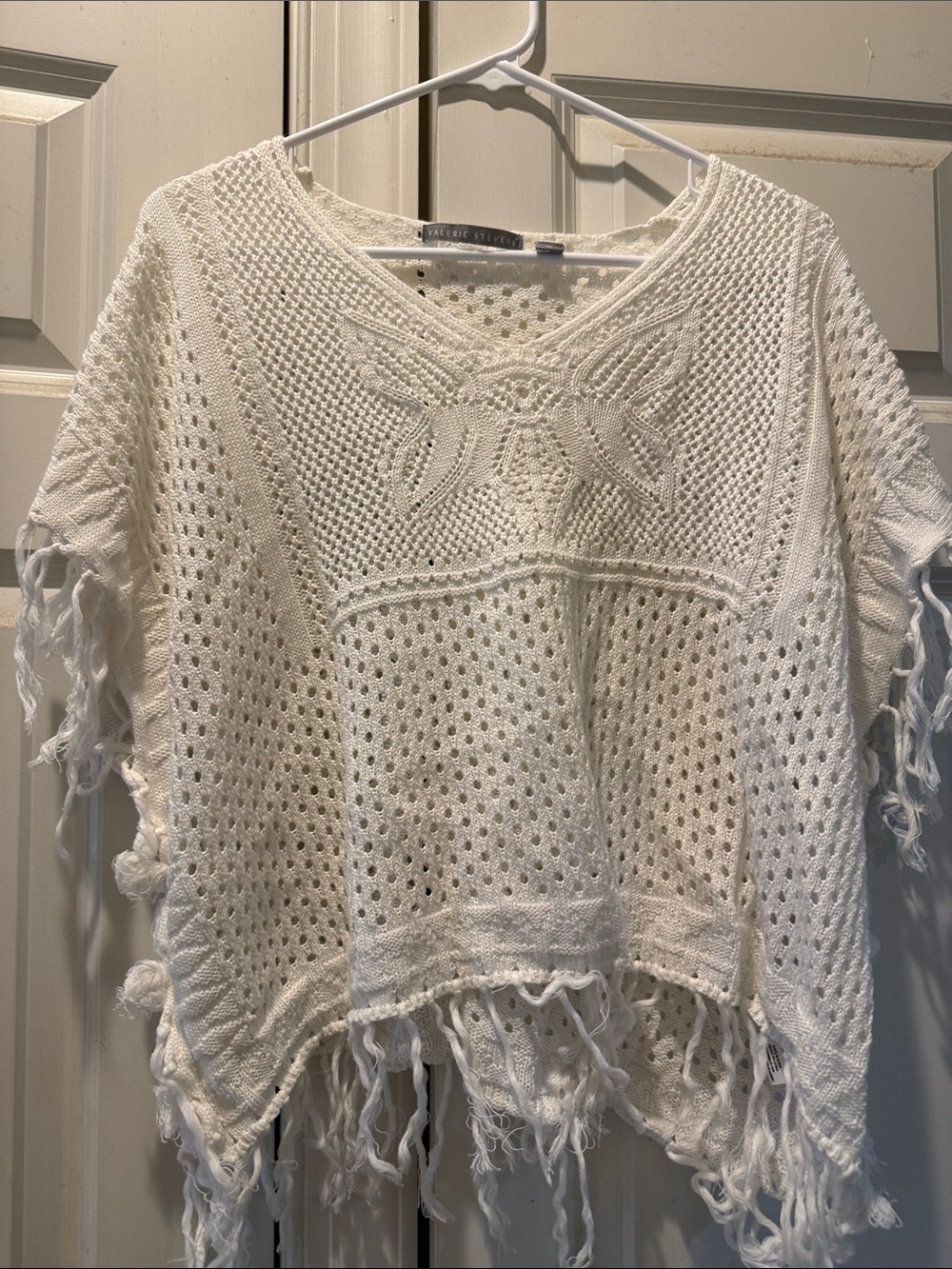Valerie Stevens Cream Open-Knit Fringe Sweater Top